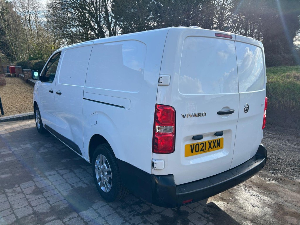VAUXHALL VIVARO