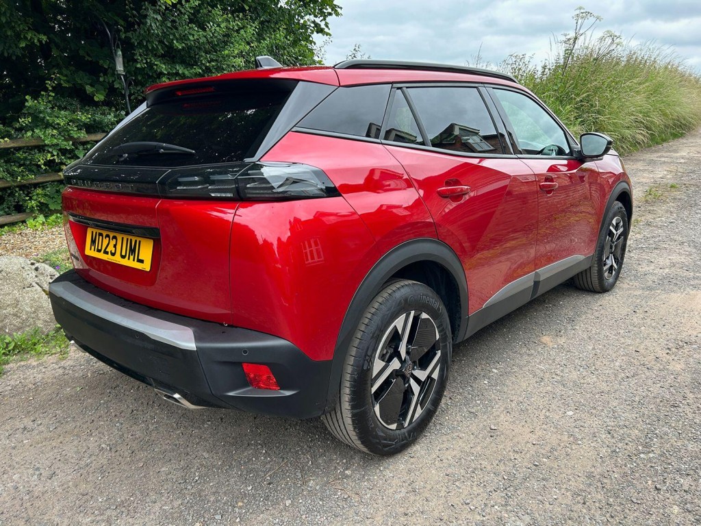 PEUGEOT 2008