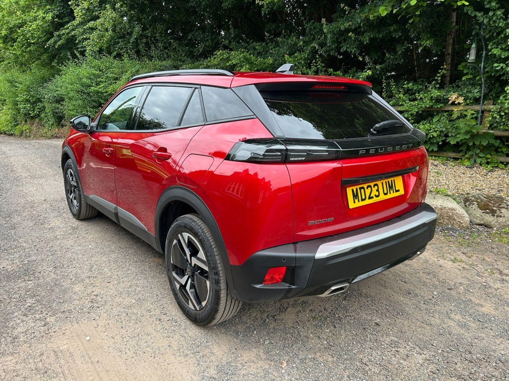 PEUGEOT 2008