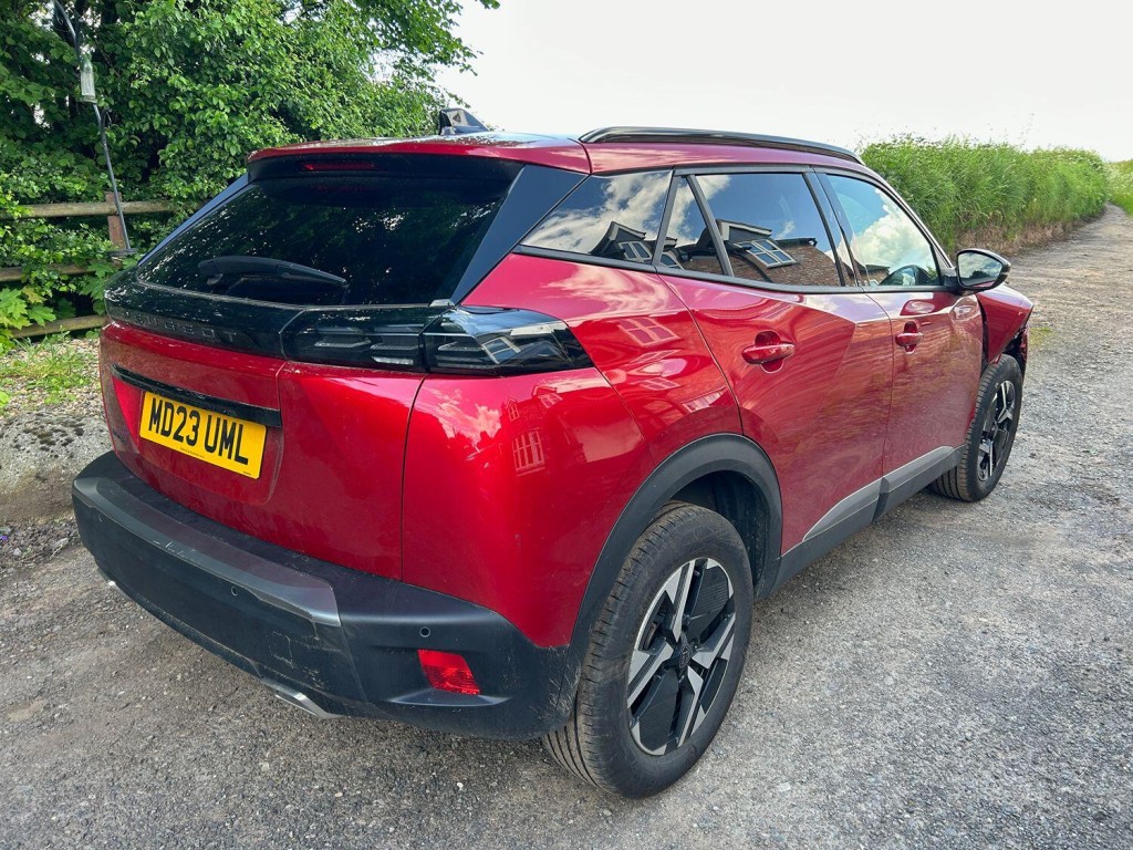 PEUGEOT 2008