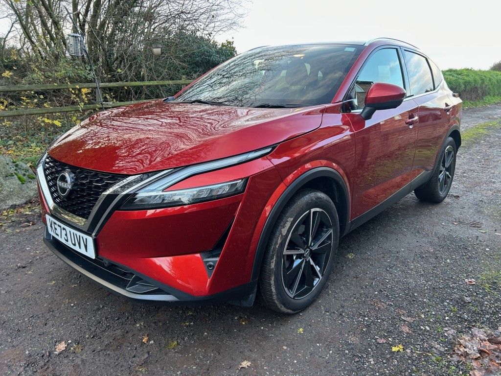 View NISSAN QASHQAI 1.3 DIG-T MHEV Tekna