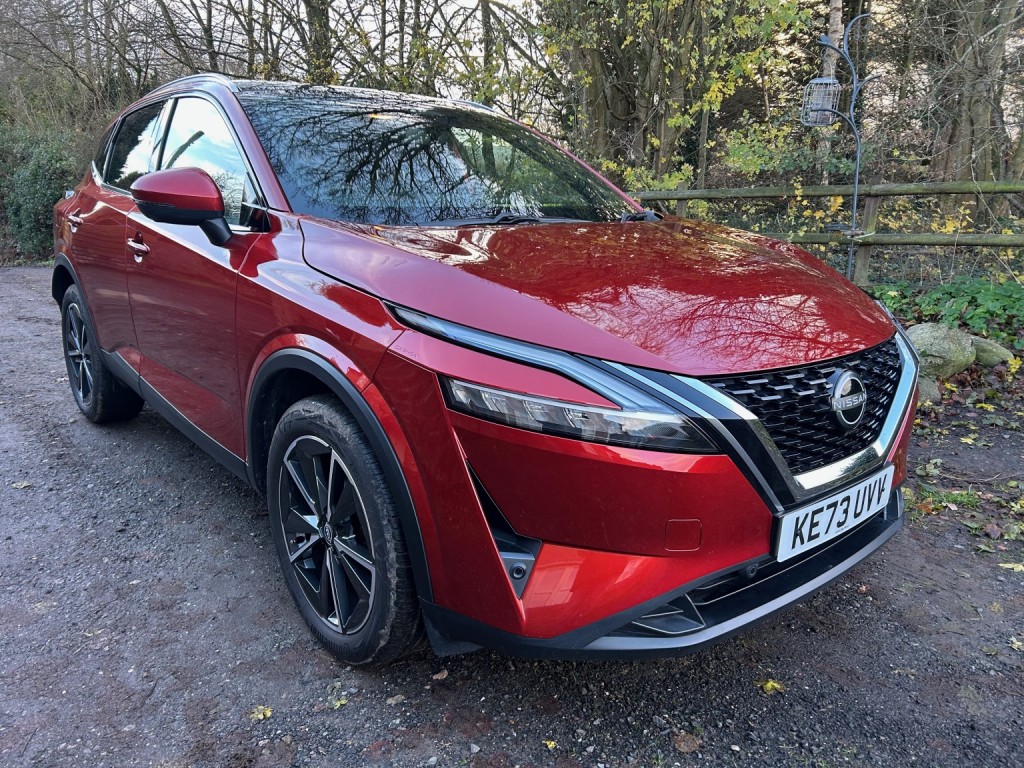 View NISSAN QASHQAI 1.3 DIG-T MHEV Tekna