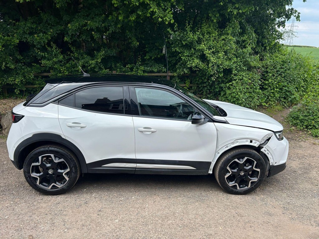 VAUXHALL MOKKA