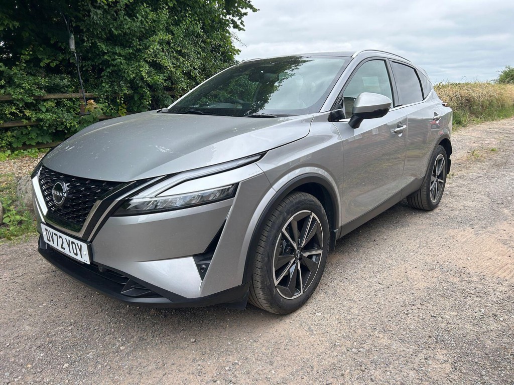 View NISSAN QASHQAI 1.3 DIG-T MHEV Tekna Automatic