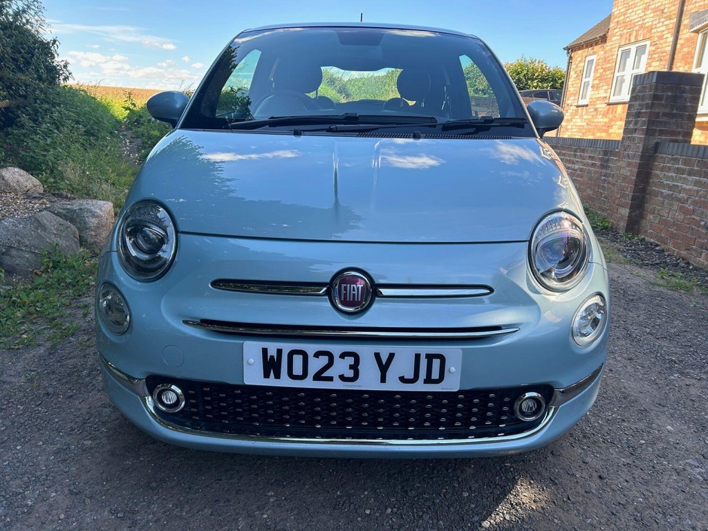 View FIAT 500 MHEV 1.0 70hp 6 SPEED