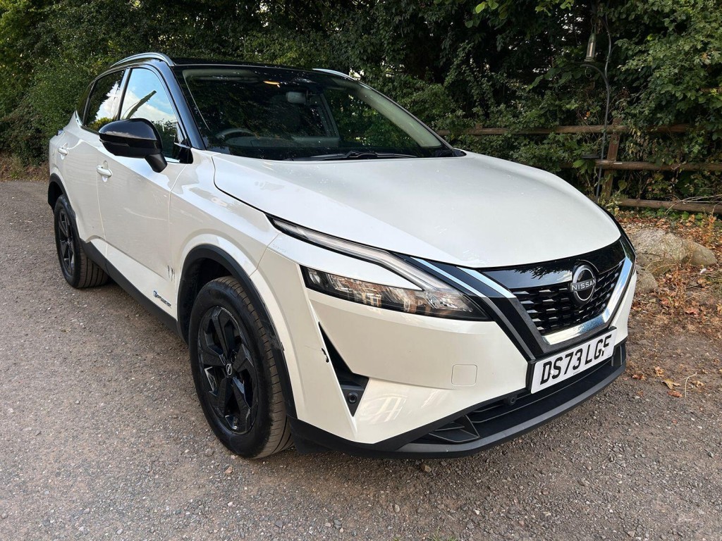 View NISSAN QASHQAI SIDE DAMAGE DRIVE AWAY