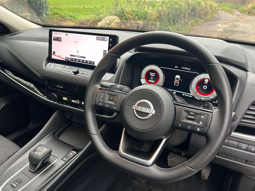 NISSAN QASHQAI