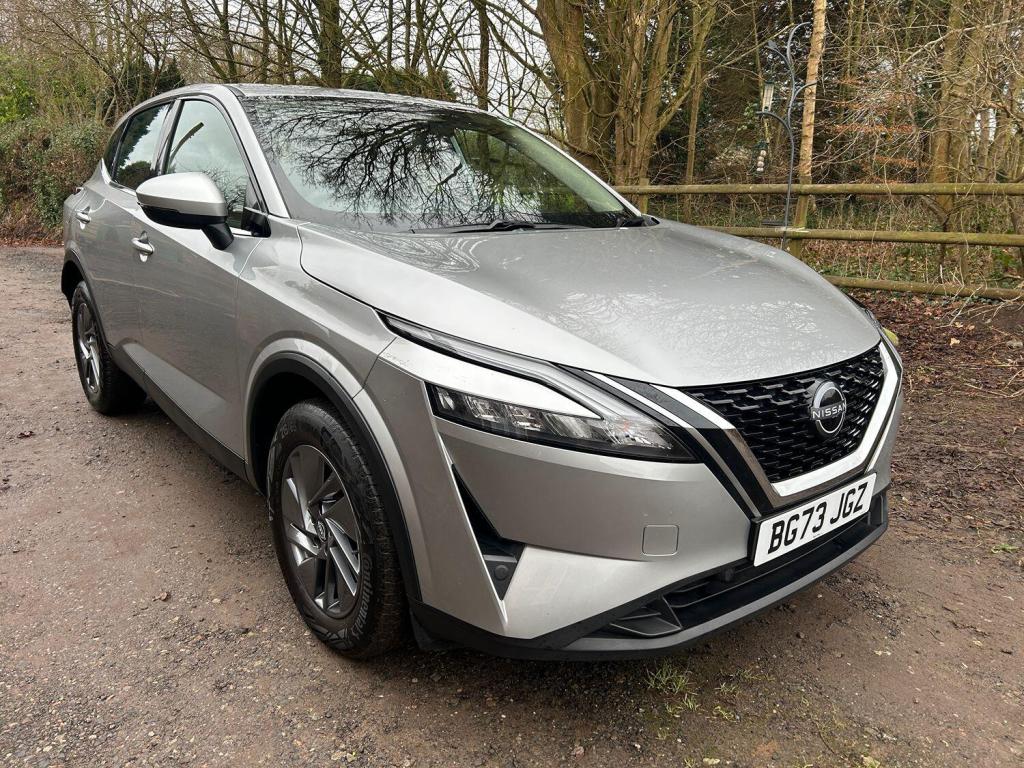 View NISSAN QASHQAI 1.3 DIG-T MHEV Acenta Premium