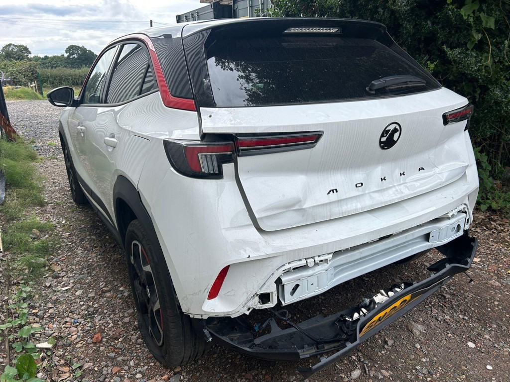 VAUXHALL MOKKA
