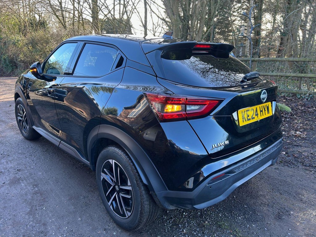 NISSAN JUKE