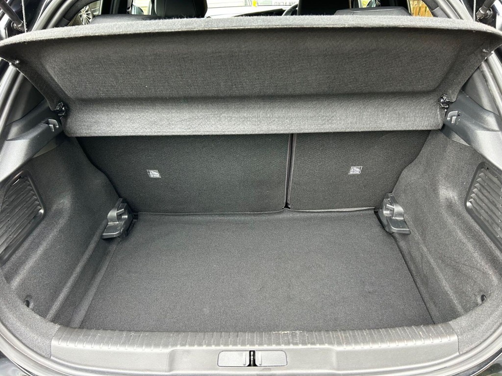VAUXHALL MOKKA-E