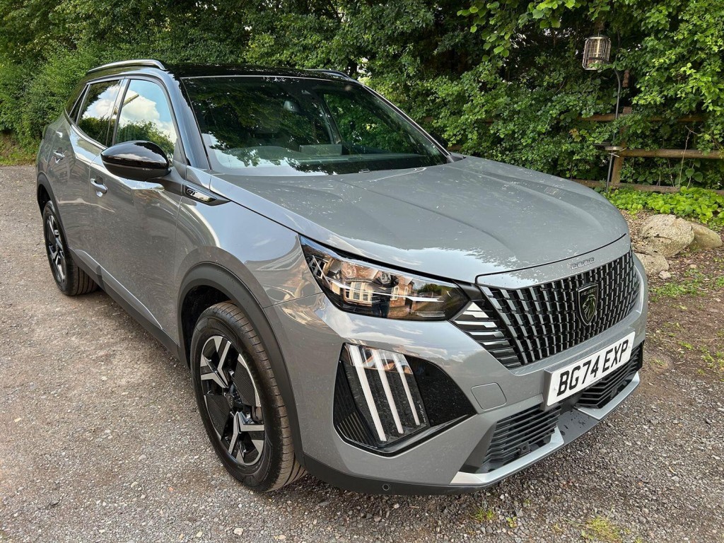 View PEUGEOT 2008 1.2 PureTech GT