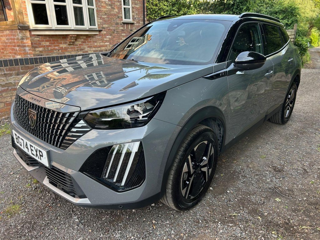 View PEUGEOT 2008 1.2 PureTech GT