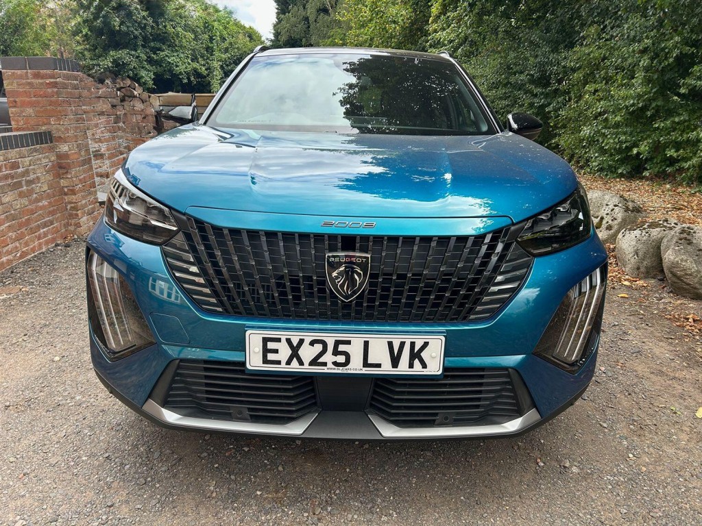 View PEUGEOT 2008 1.2T GT Auto 307 miles