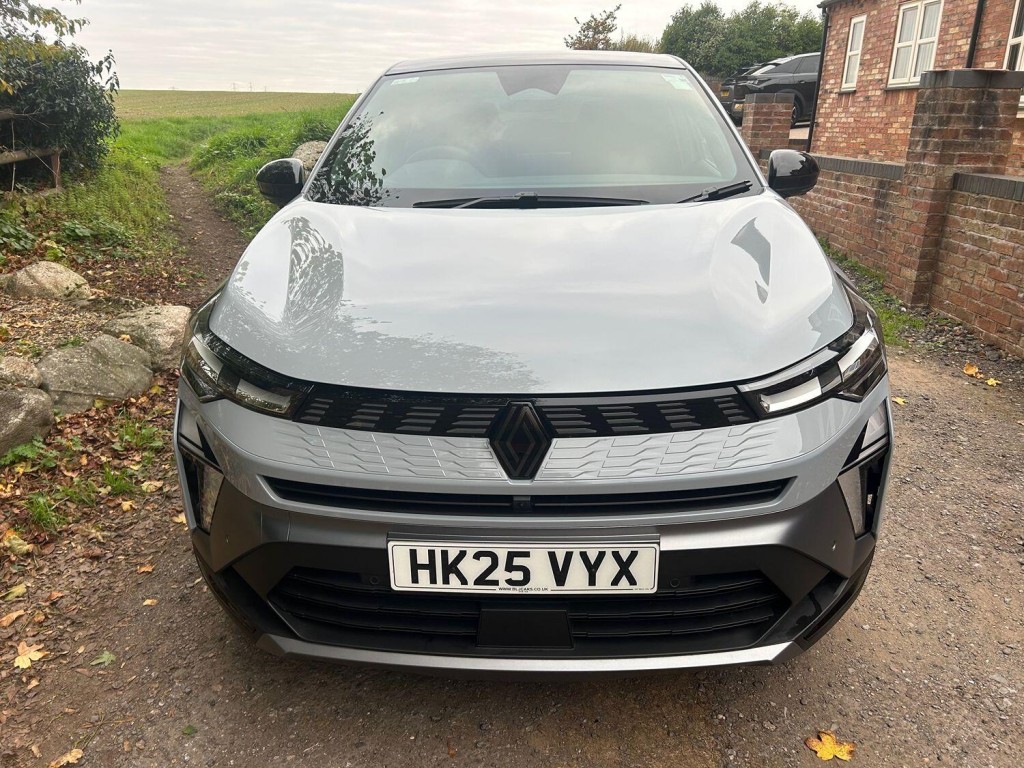 View RENAULT 11 SYMBIOZ 1.6 E-TECH iconic esprit Alpine
