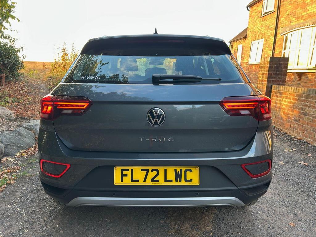 VOLKSWAGEN T-ROC