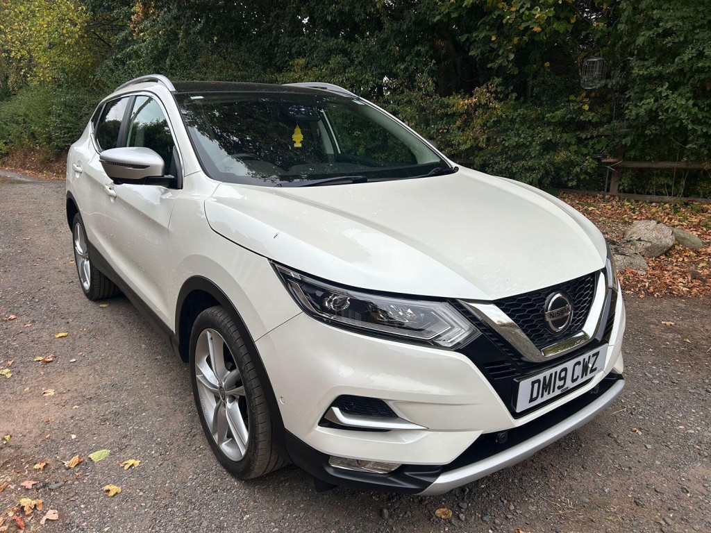 View NISSAN QASHQAI 1.3 DIG-T 160 N-Motion