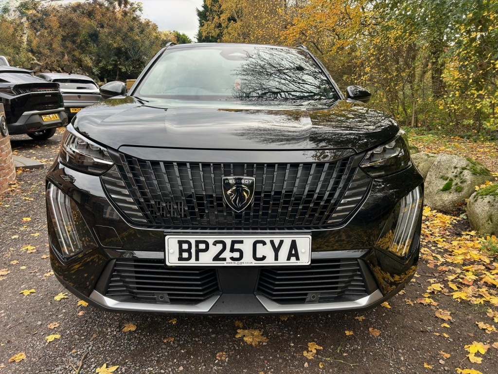 View PEUGEOT 2008 1.2T GT AUTOMATIC
