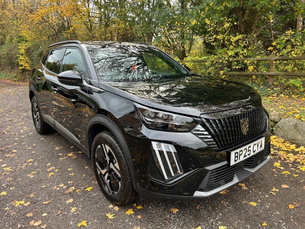 View PEUGEOT 2008 1.2T GT AUTOMATIC