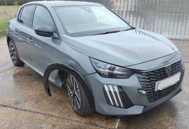 PEUGEOT 208 1.2T GT HEATED SEATS