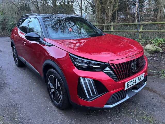 PEUGEOT 2008 1.2 PureTech GT