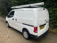 NISSAN NV200
