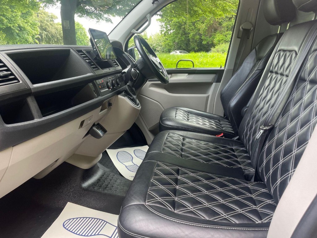 VOLKSWAGEN TRANSPORTER