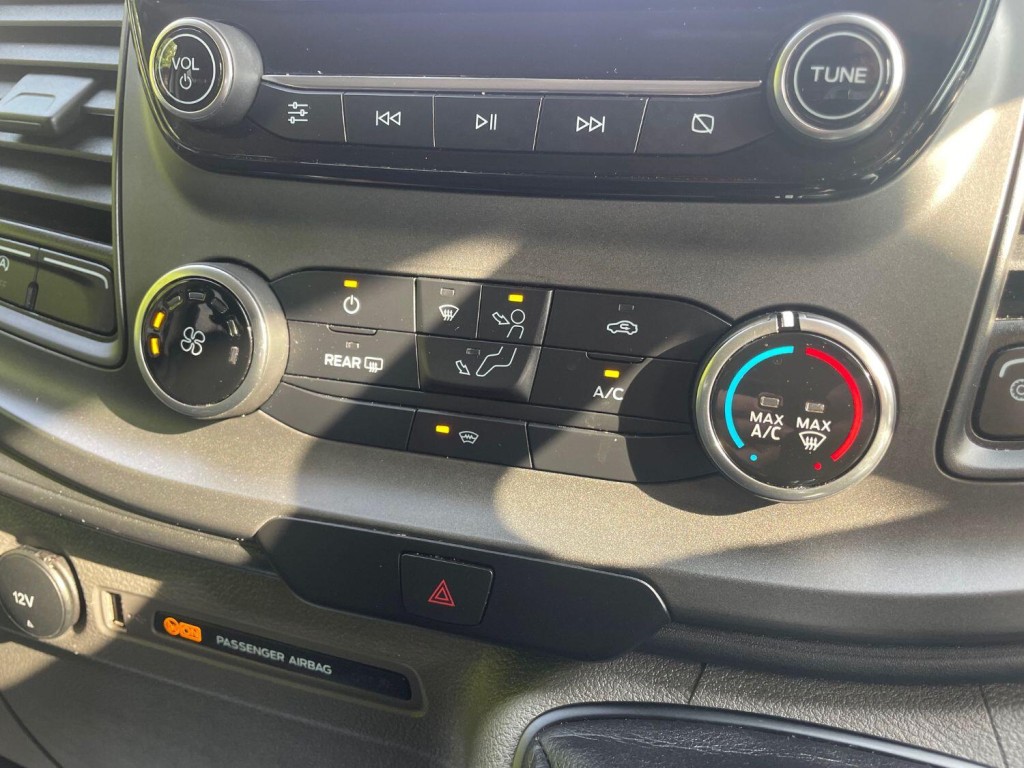FORD TOURNEO CUSTOM