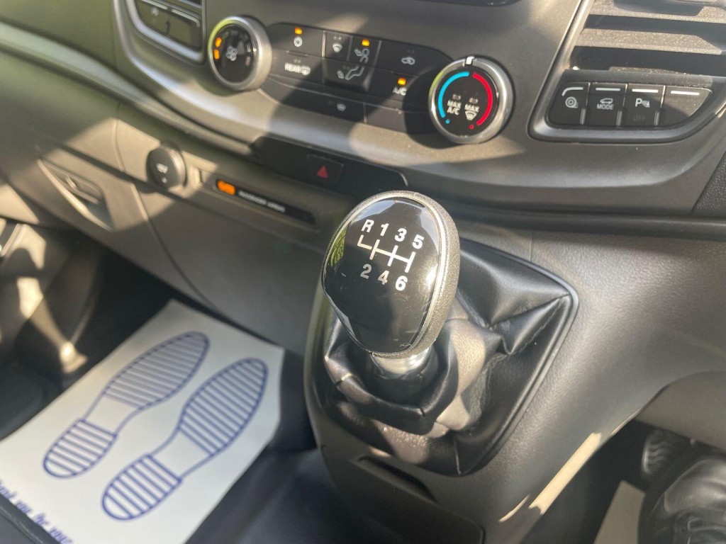 FORD TOURNEO CUSTOM