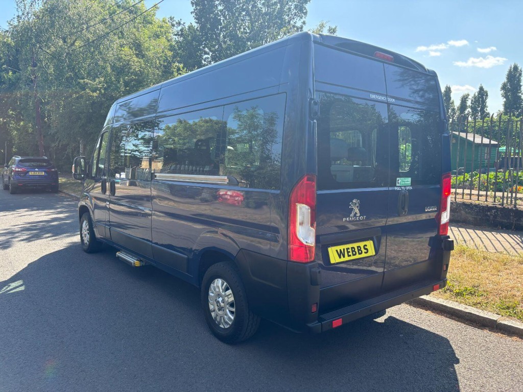 PEUGEOT BOXER