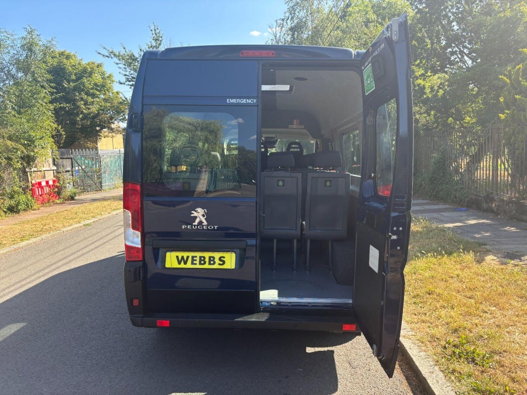 PEUGEOT BOXER