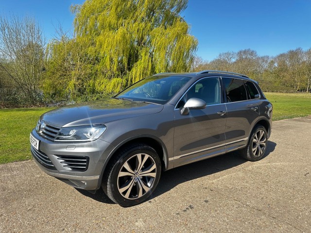VOLKSWAGEN TOUAREG 3.0 TDI V6 BlueMotion Tech R-Line (2017)