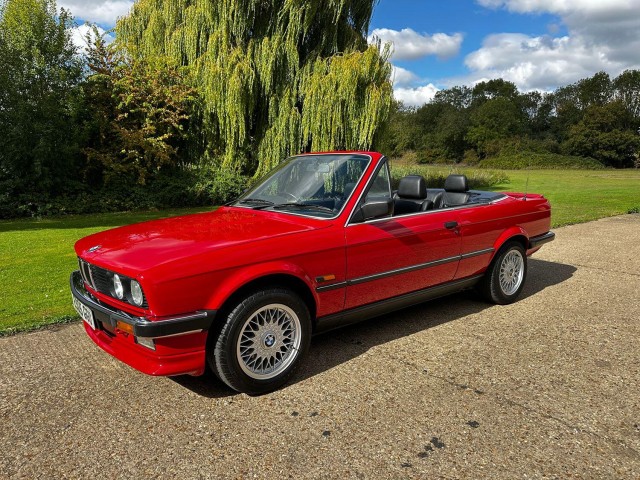 BMW 3 SERIES 325i Auto Convertible  (1988)