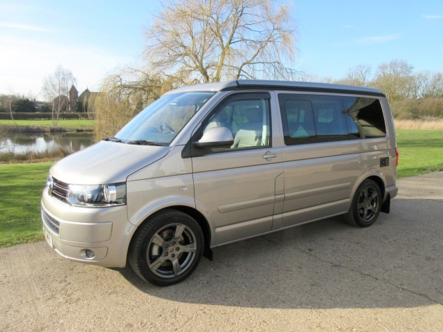 VOLKSWAGEN CALIFORNIA 2.0 BiTDi 180 Tech SE BlueMotion Start-Stop Camper (2013/13)