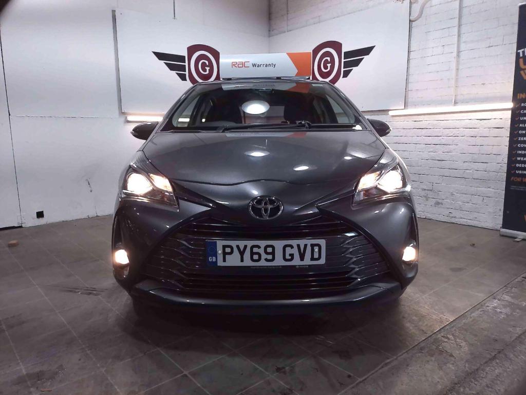 TOYOTA YARIS
