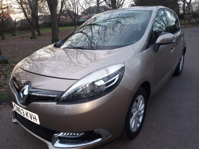 RENAULT SCENIC 1.5 dCi ENERGY Dynamique TomTom