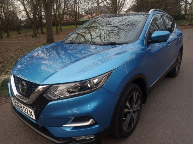 NISSAN QASHQAI 1.2 DIG-T N-Connecta