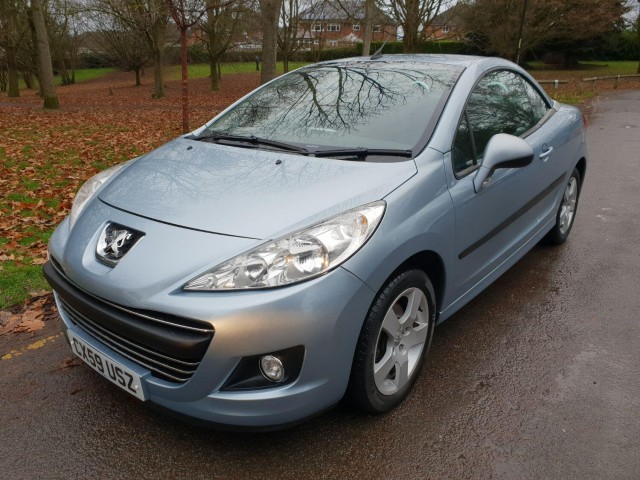 PEUGEOT 207 CC 1.6 VTi Sport