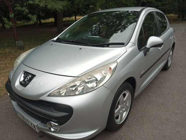 PEUGEOT 207 1.4 Verve