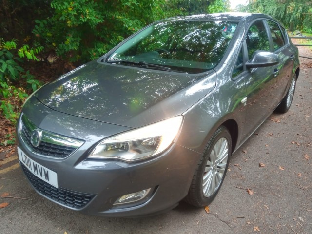 VAUXHALL ASTRA 1.7 CDTi ecoFLEX Excite