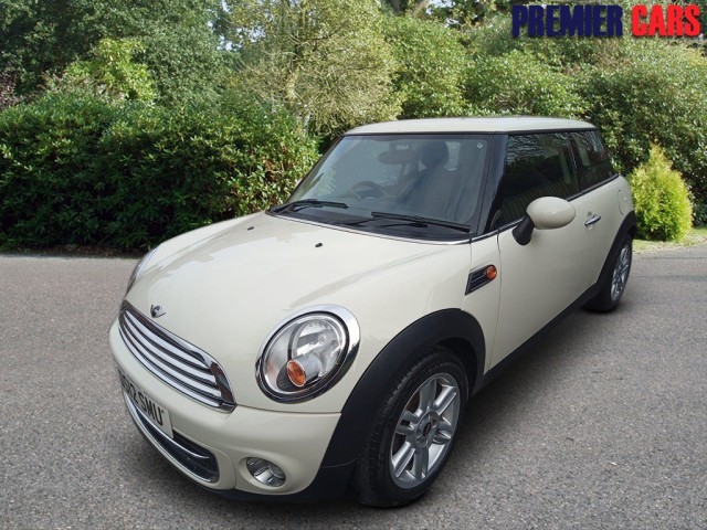 MINI HATCH 1.6 Cooper D Hatch
