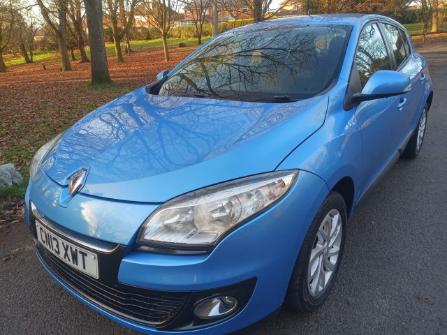 RENAULT MEGANE 1.6 16V Expression +