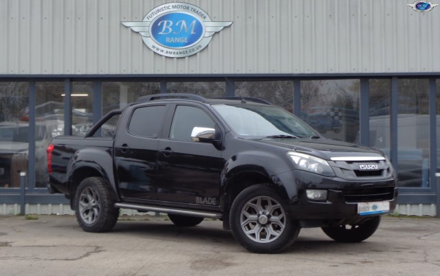 ISUZU D-MAX 2.5 TD Blade