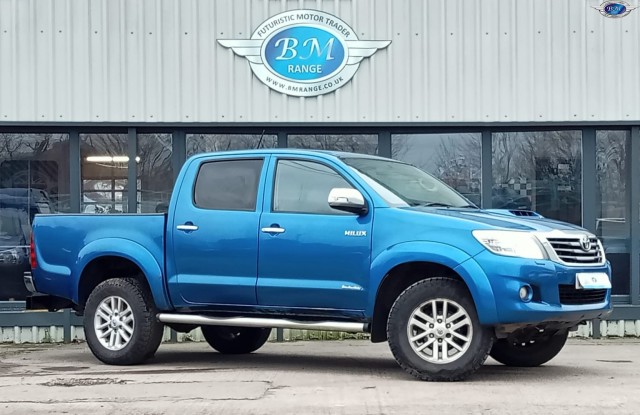 TOYOTA HILUX 3.0 D-4D Invincible