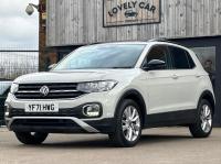 VOLKSWAGEN T-CROSS
