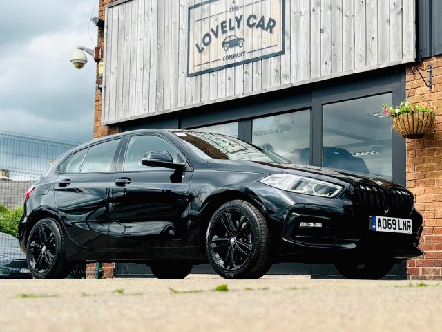 BMW 1 SERIES
