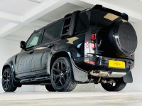 LAND ROVER DEFENDER 110