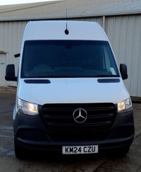 MERCEDES-BENZ SPRINTER