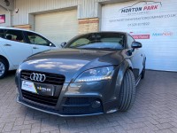 AUDI TT