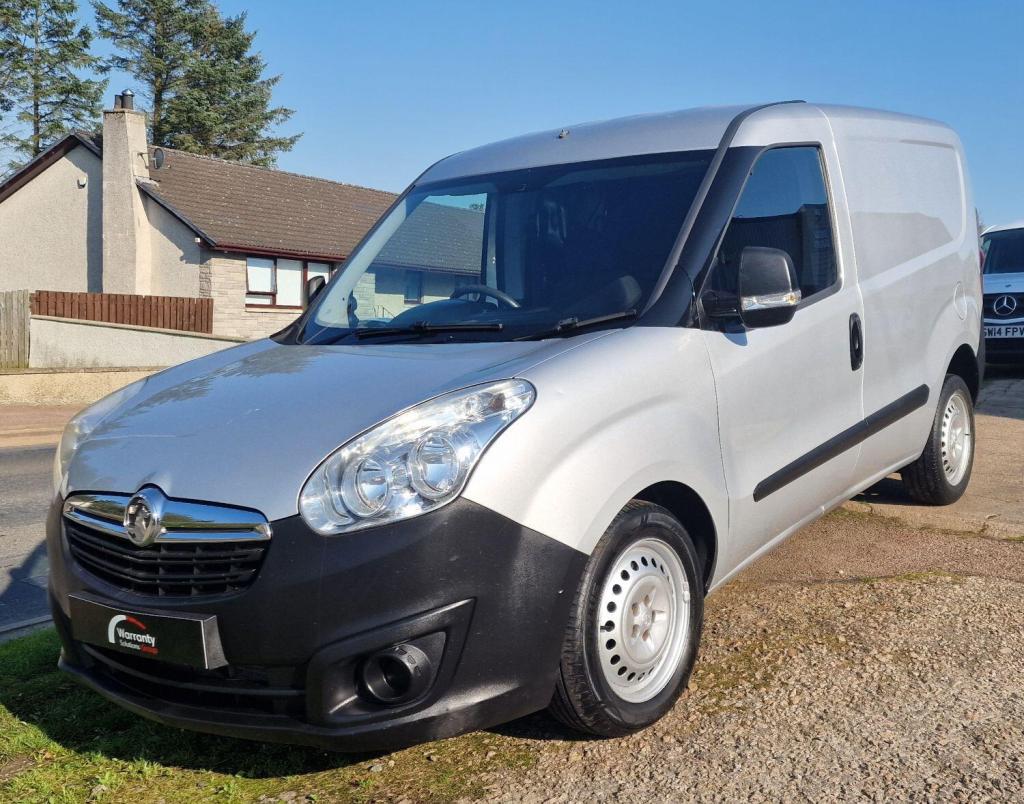 View VAUXHALL COMBO 1.6 CDTi 2300 16v